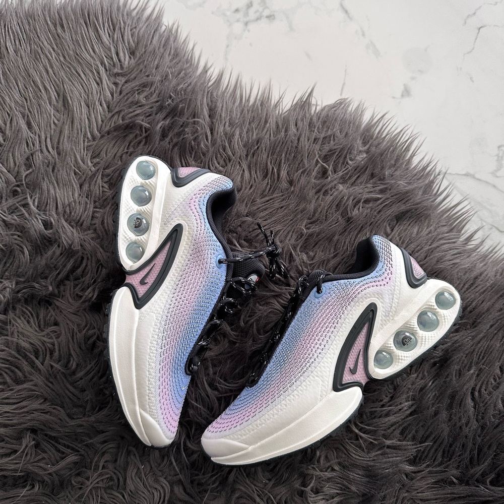 Nike Air Max DN Premium - Picture 7 of 11